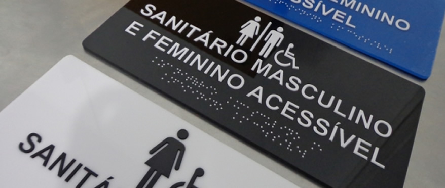 instalação de placas em braile